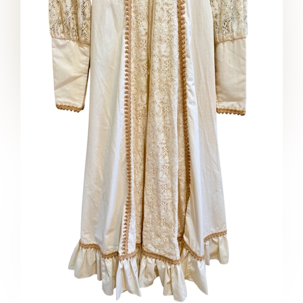 Vintage 1970s Gunne Sax Maxi Dress Size 7 Lace Ruffle Rare w/ Original 70s Photo - Picture 6 of 14